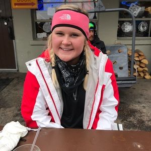 Meet your Posher, Hailey